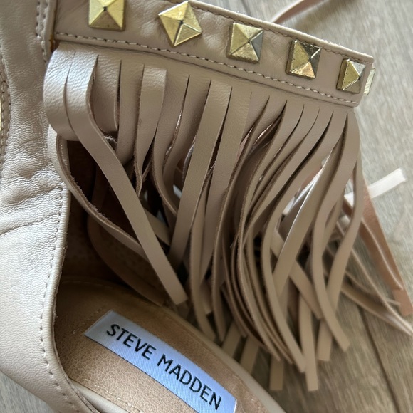 💰PRICE DROP ⬇️ 
STEVE MADDEN • Tan Fringed High Heel Sandal • 6.5M • - Picture 6 of 8